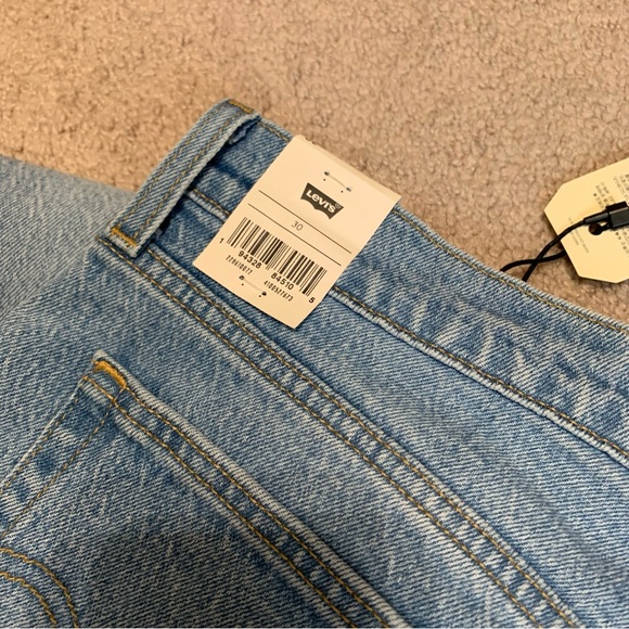 Levi’s Women’s Wedgie Blue Jeans High Rise Tapered Leg Size 30 Button Fly - Picture 5 of 7